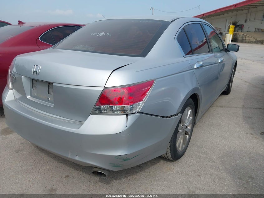 2008 HONDA ACCORD VIN: 1HGCP26318A033358