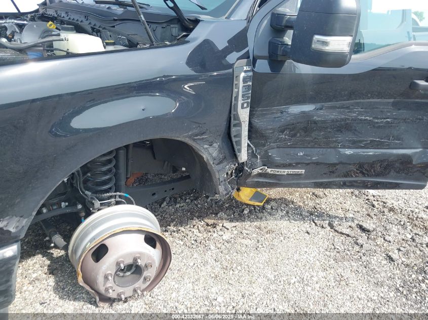 2024 Ford F-350 - 1FT8W3DT8REF89533