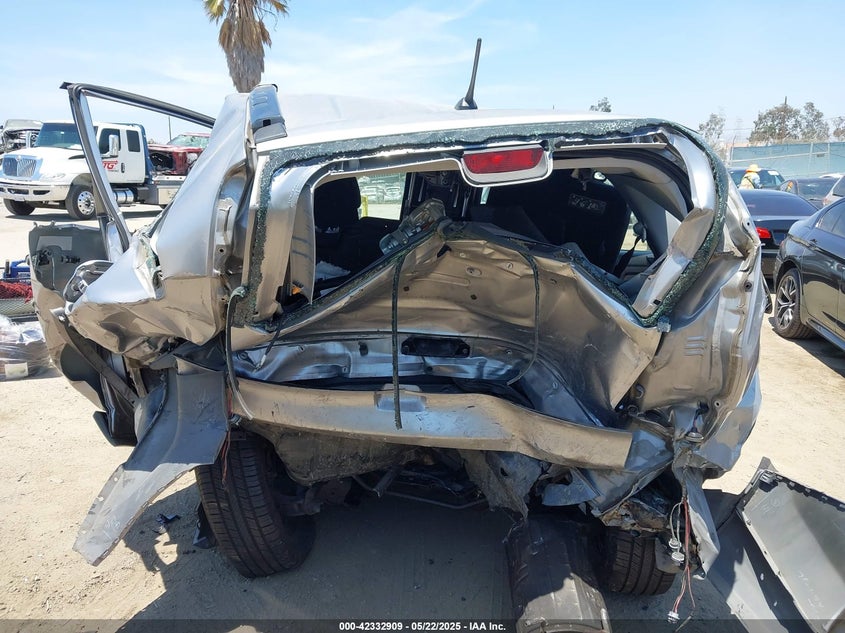 2007 Honda Cr-V Lx VIN: JHLRE38347C050159 Lot: 42332909