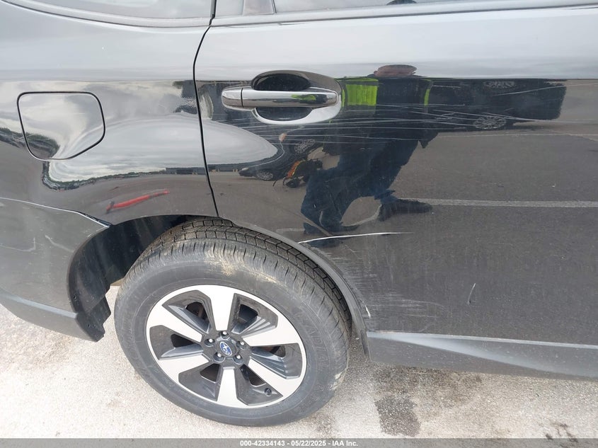 2017 SUBARU FORESTER VIN: JF2SJAEC1HH533617