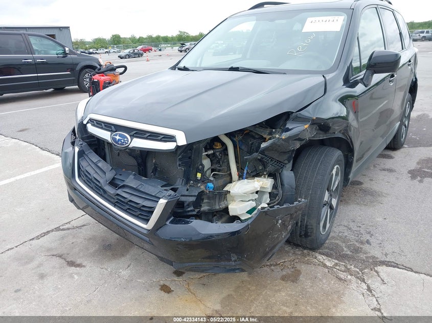 2017 SUBARU FORESTER VIN: JF2SJAEC1HH533617