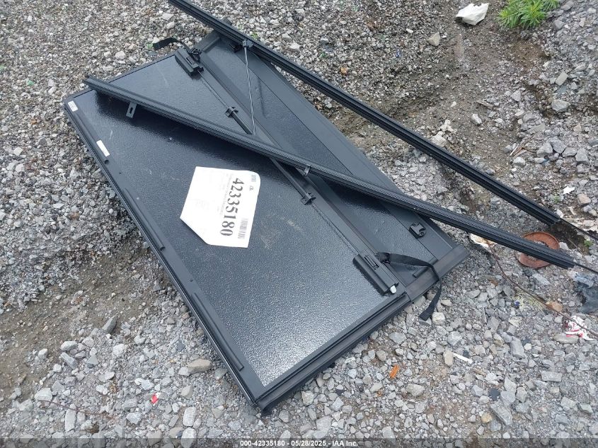 2017 Ram 1500 Laramie VIN: 1C6RR7NT7HS699921 Lot: 42335180