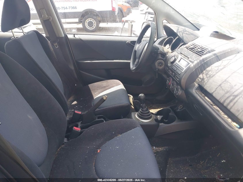 2008 HONDA FIT VIN: JHMGD37418S060655
