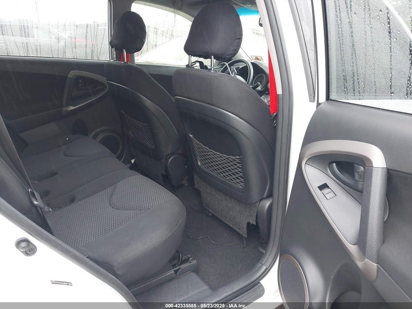 2008 TOYOTA RAV4 VIN: JTMBD32V586063644