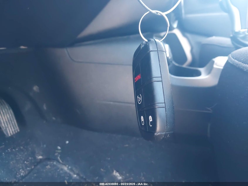 2017 JEEP RENEGADE LATITUDE 4X4 - ZACCJBBB0HPE54422