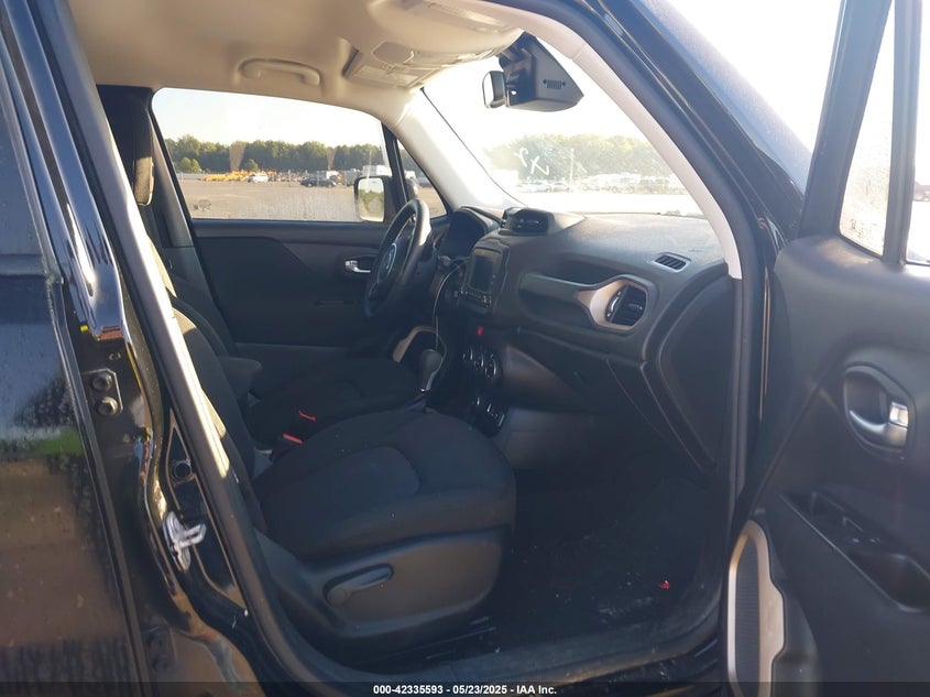 2017 JEEP RENEGADE LATITUDE 4X4 - ZACCJBBB0HPE54422