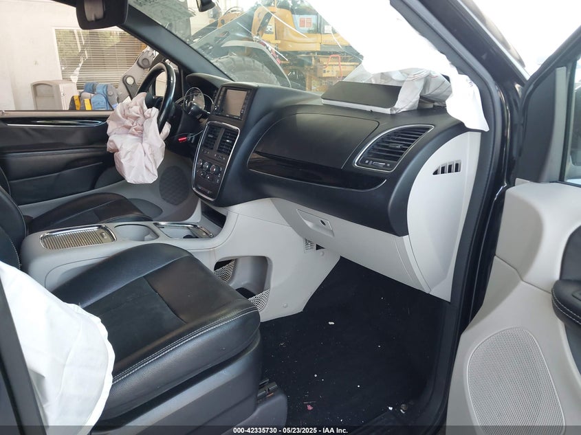 2019 DODGE GRAND CARAVAN SXT - 2C4RDGCG0KR755087