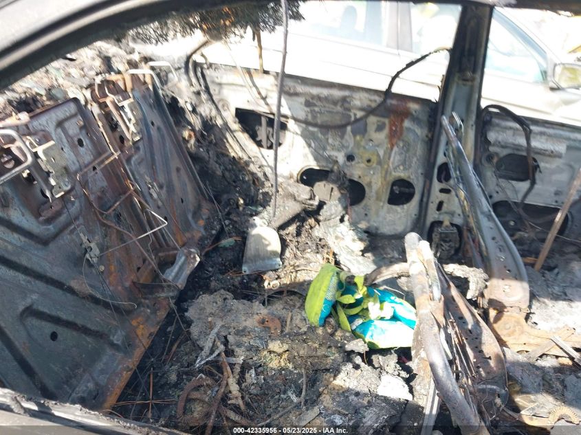 2004 Toyota Camry Le/Se/Std/Xle VIN: 4T1BE32K04U286937 Lot: 42335956