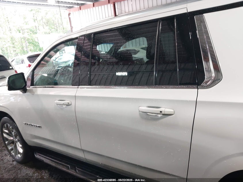 2022 CHEVROLET SUBURBAN 4WD LT - 1GNSKCKD7NR235784