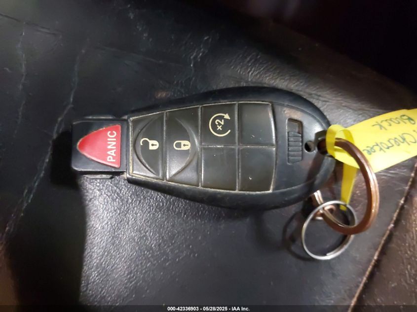 2011 Jeep Grand Cherokee Laredo VIN: 1J4RR4GG4BC636097 Lot: 42336903