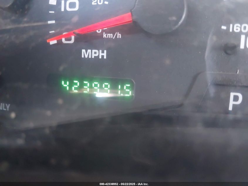 2004 Ford F-350 Lariat/Xl/Xlt VIN: 1FTSX31P94EA52267 Lot: 42336952