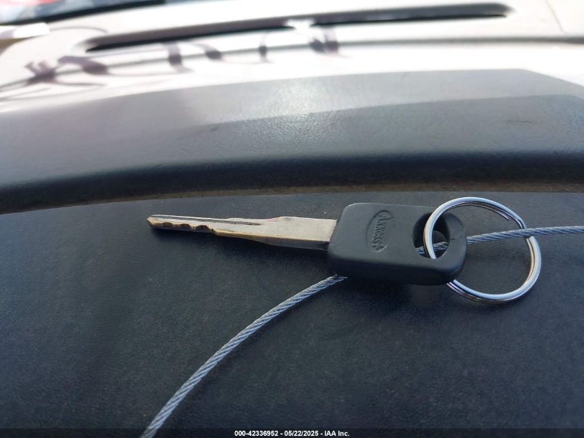 2004 Ford F-350 Lariat/Xl/Xlt VIN: 1FTSX31P94EA52267 Lot: 42336952