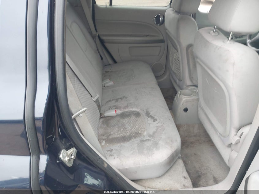 2010 CHEVROLET HHR VIN: 3GNBAADB9AS539516