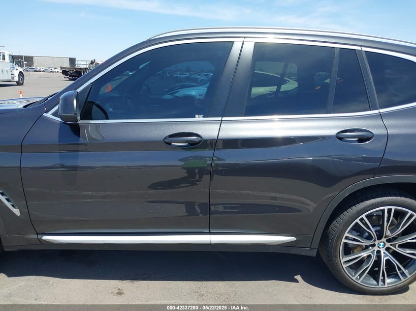 VIN 5UX43DP01N9J41084 2022 BMW X3 SDRIVE30I