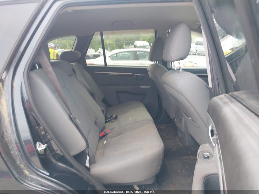 2012 HYUNDAI SANTA FE VIN: 5XYZGDAB4CG127973