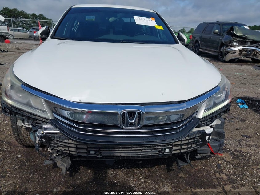 2016 HONDA ACCORD VIN: 1HGCR2F5XGA083170