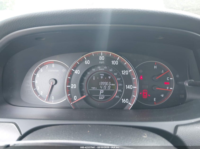 2016 HONDA ACCORD VIN: 1HGCR2F5XGA083170