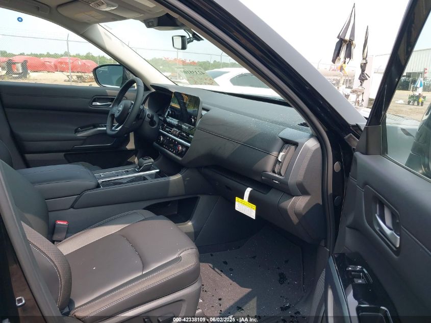 2025 Nissan Pathfinder - 5N1DR3CA0SC255094