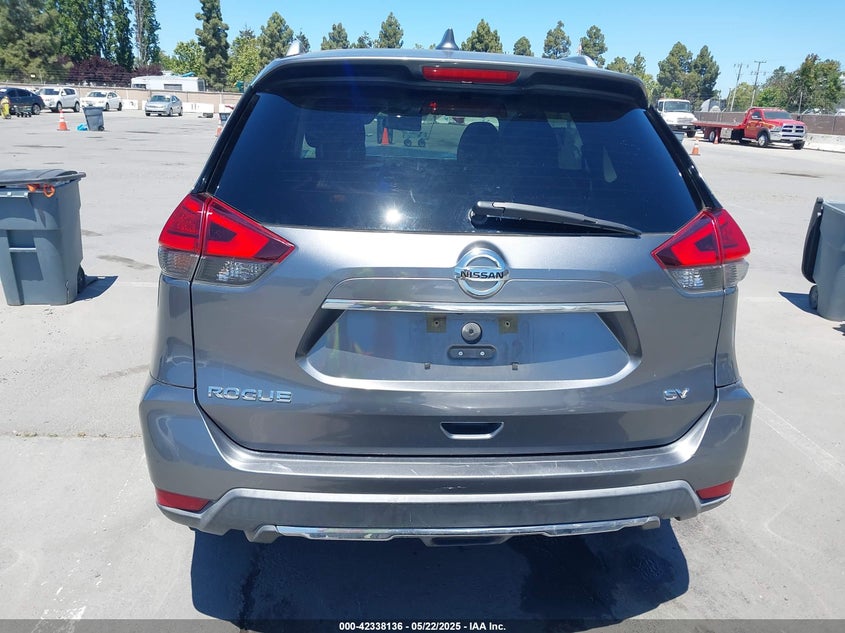 2017 NISSAN ROGUE SV - KNMAT2MT5HP613813