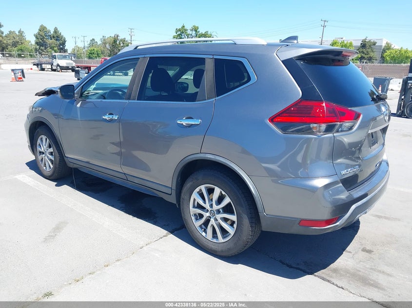 2017 NISSAN ROGUE SV - KNMAT2MT5HP613813