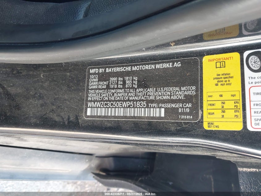 2014 MINI COOPER VIN: WMWZC3C50EWP51835