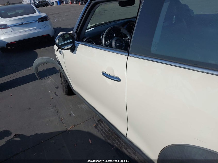2015 MINI HARDTOP COOPER S - WMWXP7C55F2A39819
