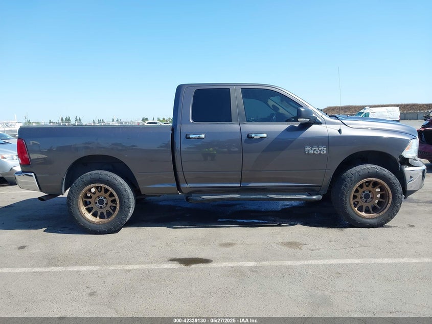 VIN 1C6RR7GGXHS597769 2017 RAM 1500 BIG HORN  4X4 "64" BOX