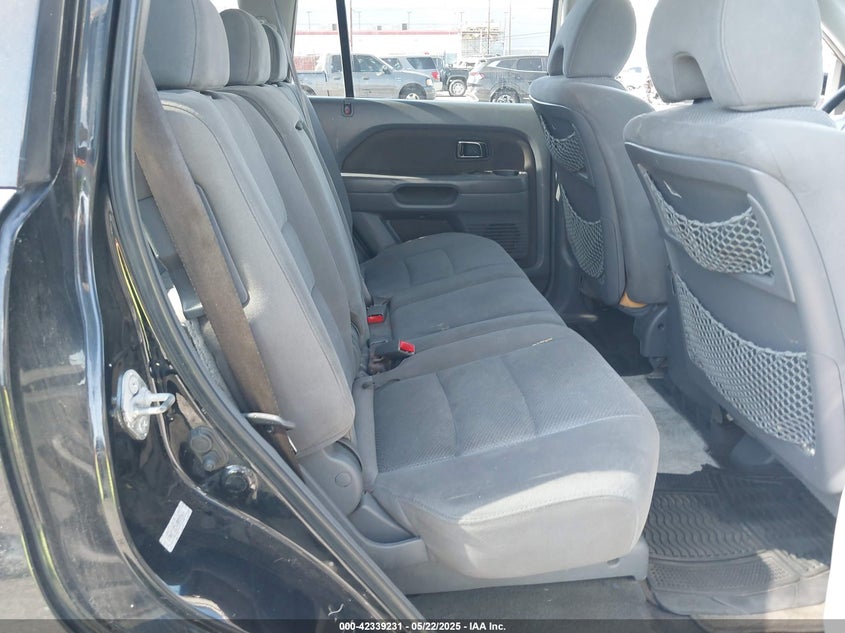 2008 HONDA PILOT VIN: 5FNYF183X8B033686