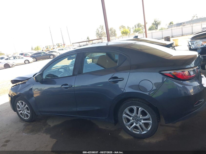2017 TOYOTA YARIS IA 3MYDLBYV1HY176238