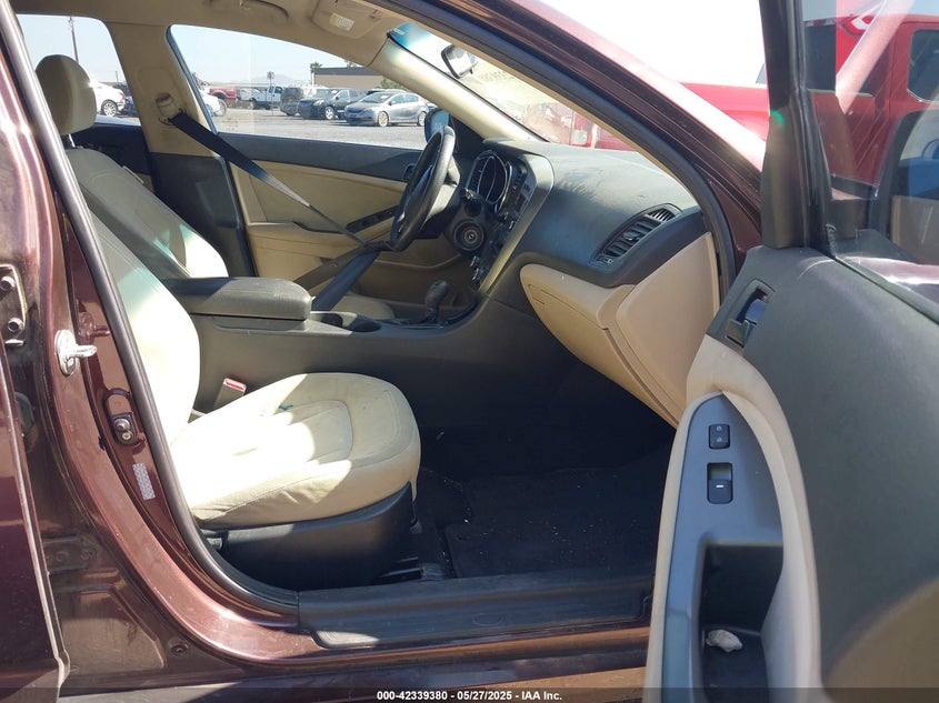2011 KIA OPTIMA VIN: KNAGM4A79B5117438