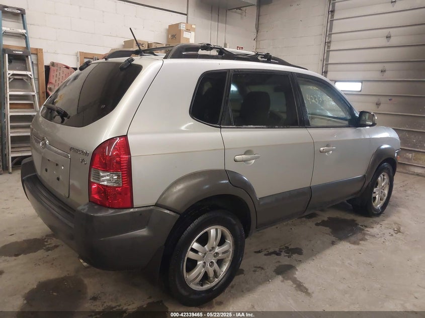 2008 HYUNDAI TUCSON VIN: KM8JN12D38U881806