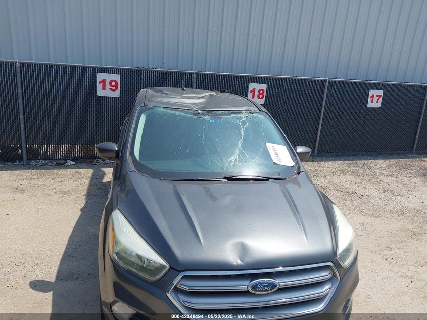 2017 FORD ESCAPE VIN: 1FMCU0G91HUB31069