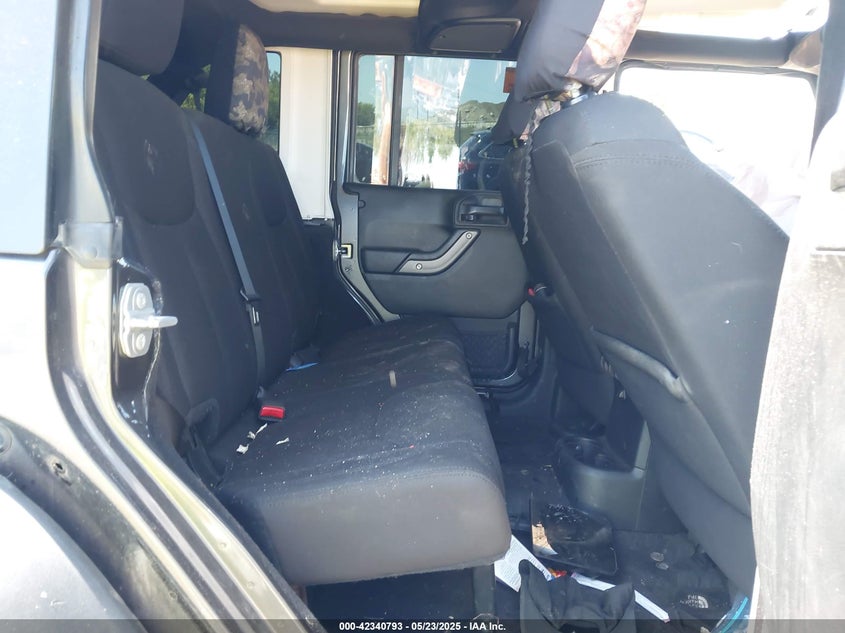 2017 JEEP WRANGLER UNLIMITED SPORT 4X4 - 1C4BJWDG8HL520876