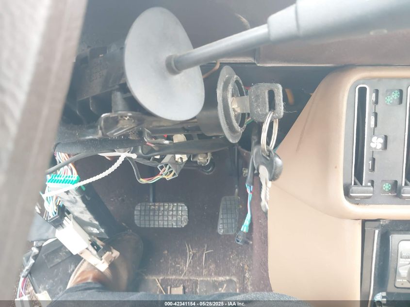 1983 Peugeot 505 VIN: VF3BA11F9DS338978 Lot: 42341154