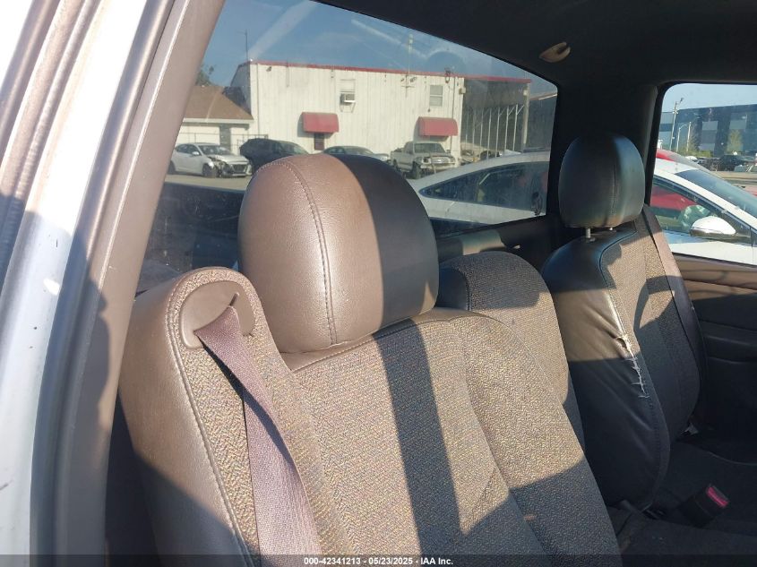 2005 Chevrolet Silverado 1500 Work Truck VIN: 1GCEC14X75Z104725 Lot: 42341213