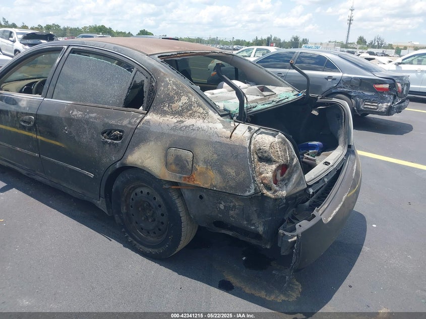 2006 NISSAN ALTIMA VIN: 1N4AL11D96N460858