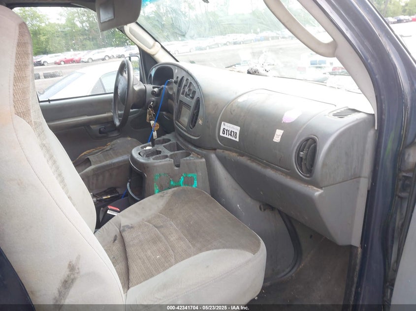 2003 Ford E-350 Super Duty Chateau/Xl/Xlt