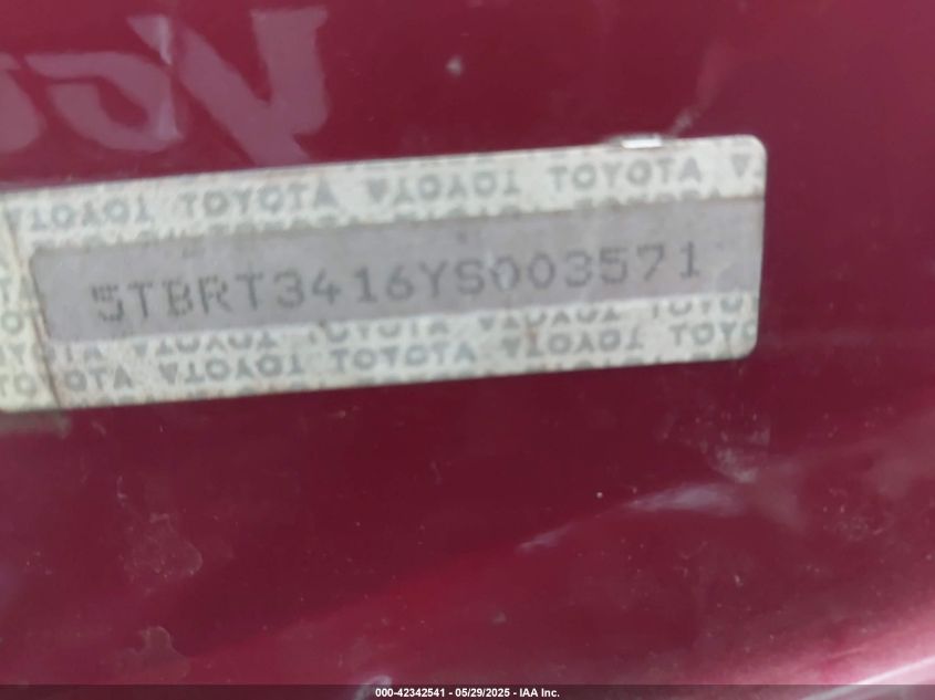 2000 Toyota Tundra Sr5 V8 VIN: 5TBRT3416YS003571 Lot: 42342541