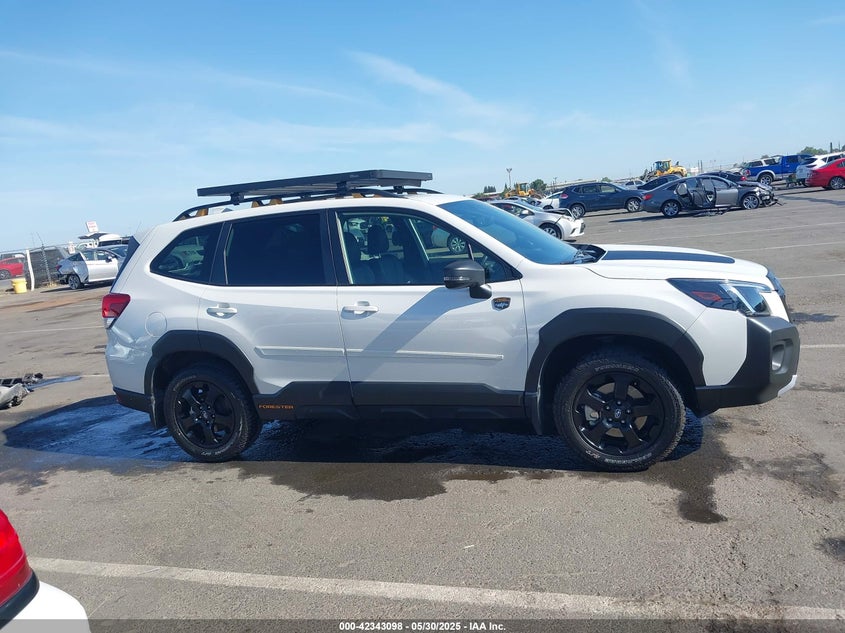 2022 SUBARU FORESTER VIN: JF2SKAMC1NH481044