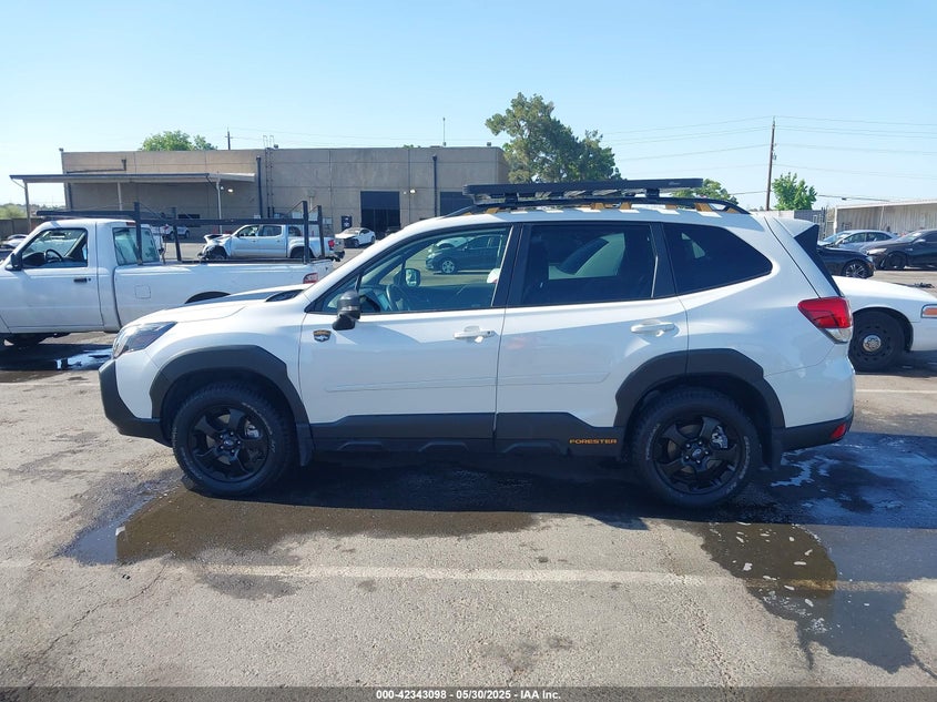 2022 SUBARU FORESTER VIN: JF2SKAMC1NH481044