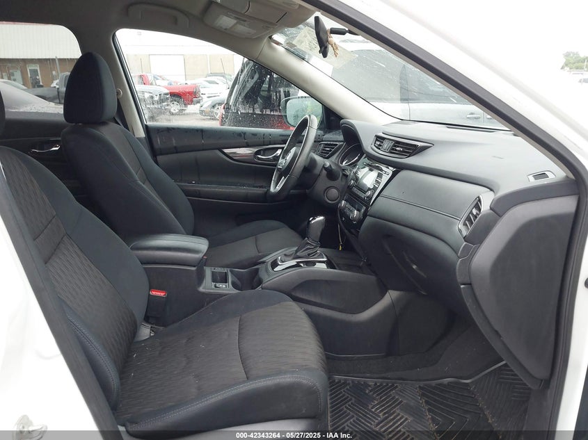 2017 NISSAN ROGUE VIN: 5N1AT2MV5HC845803