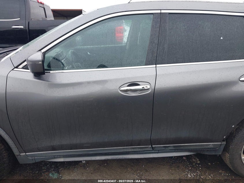 2018 NISSAN ROGUE SV - KNMAT2MV3JP546720