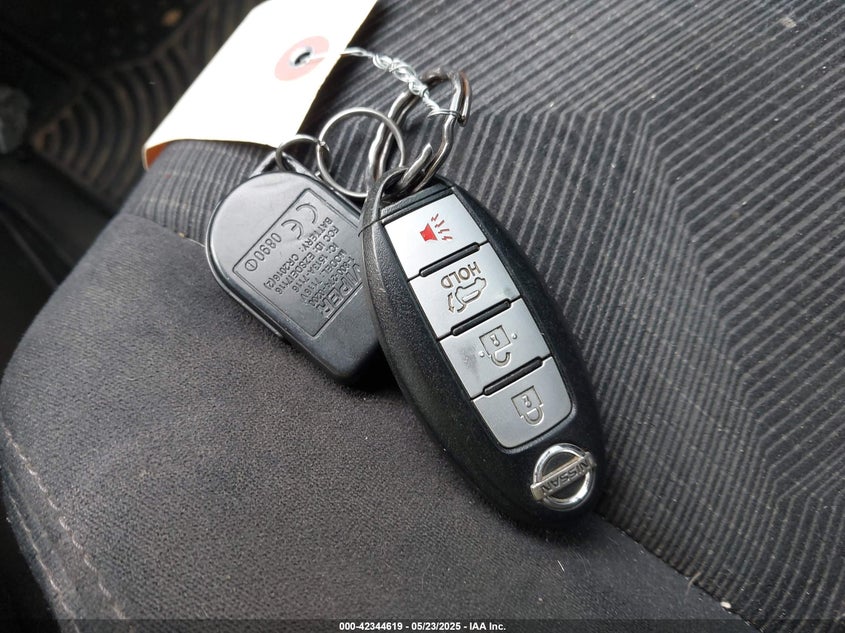 2014 NISSAN ROGUE SV - 5N1AT2MV6EC756656