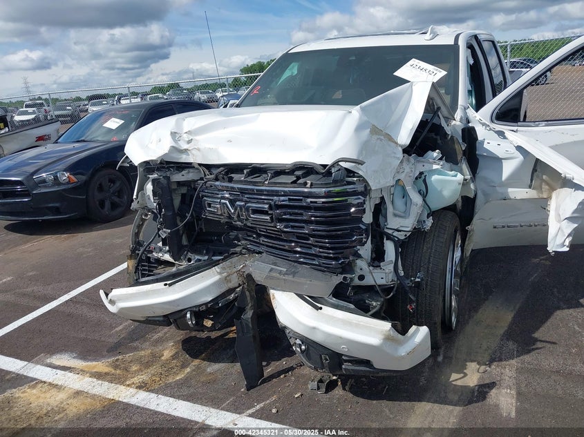 2022 GMC SIERRA 1500 4WD  SHORT BOX DENALI ULTIMATE - 1GTUUHET9NZ636457
