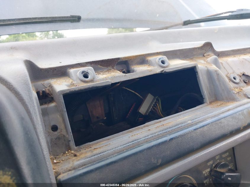 1997 Ford F350 VIN: 1FTHF36G3VEC44694 Lot: 42345354