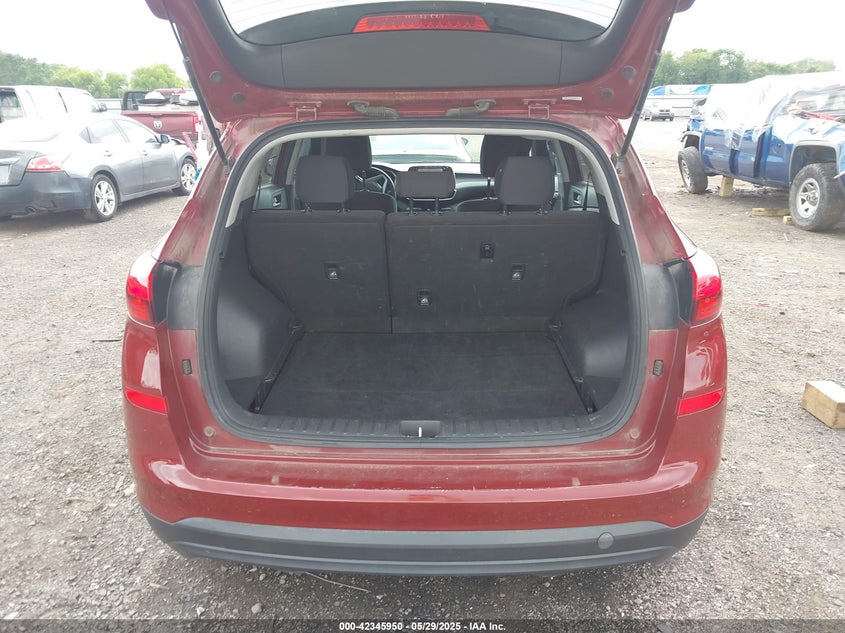 2019 HYUNDAI TUCSON SE - KM8J23A43KU885111