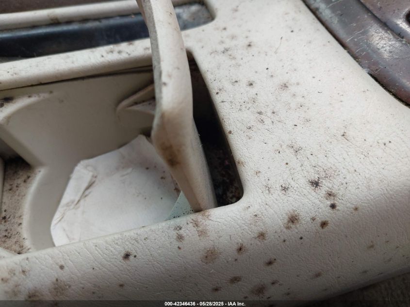 2000 Toyota Camry Solara Se V6/Sle V6 VIN: 2T1CF22P8YC274405 Lot: 42346436