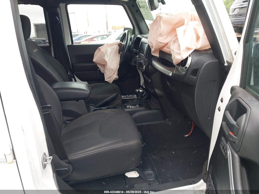 2017 JEEP WRANGLER UNLIMITED SAHARA 4X4 - 1C4HJWEG8HL667661