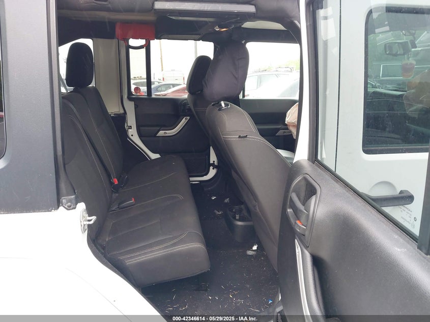 2017 JEEP WRANGLER UNLIMITED SAHARA 4X4 - 1C4HJWEG8HL667661