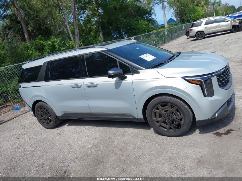 2025 Kia Carnival - KNDNE5K30S6458925